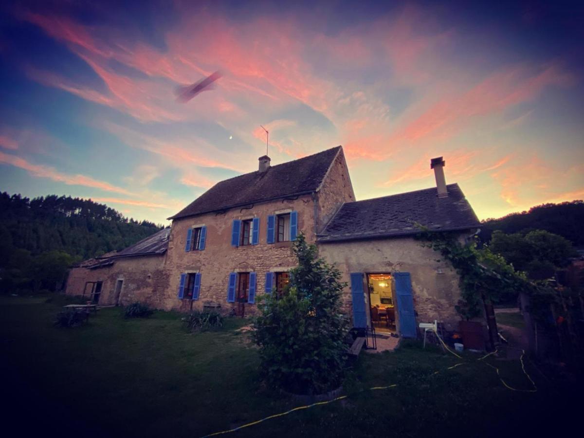 Bed and Breakfast De Oude Pastorie La Celle-En-Morvan Exteriér fotografie