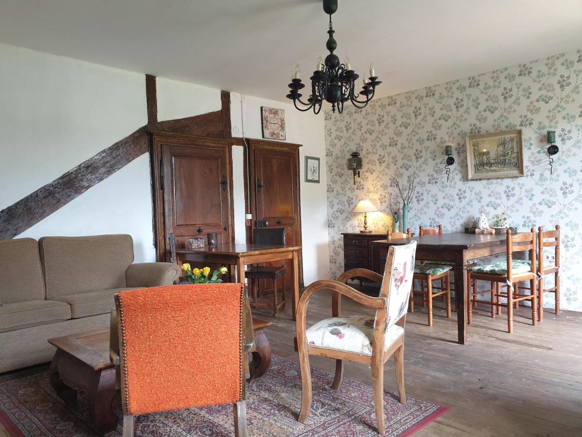 Bed and Breakfast De Oude Pastorie La Celle-En-Morvan Exteriér fotografie